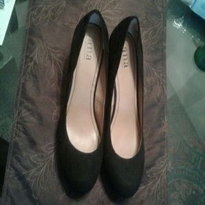 a..n.a black size 10 wedge heels shoes